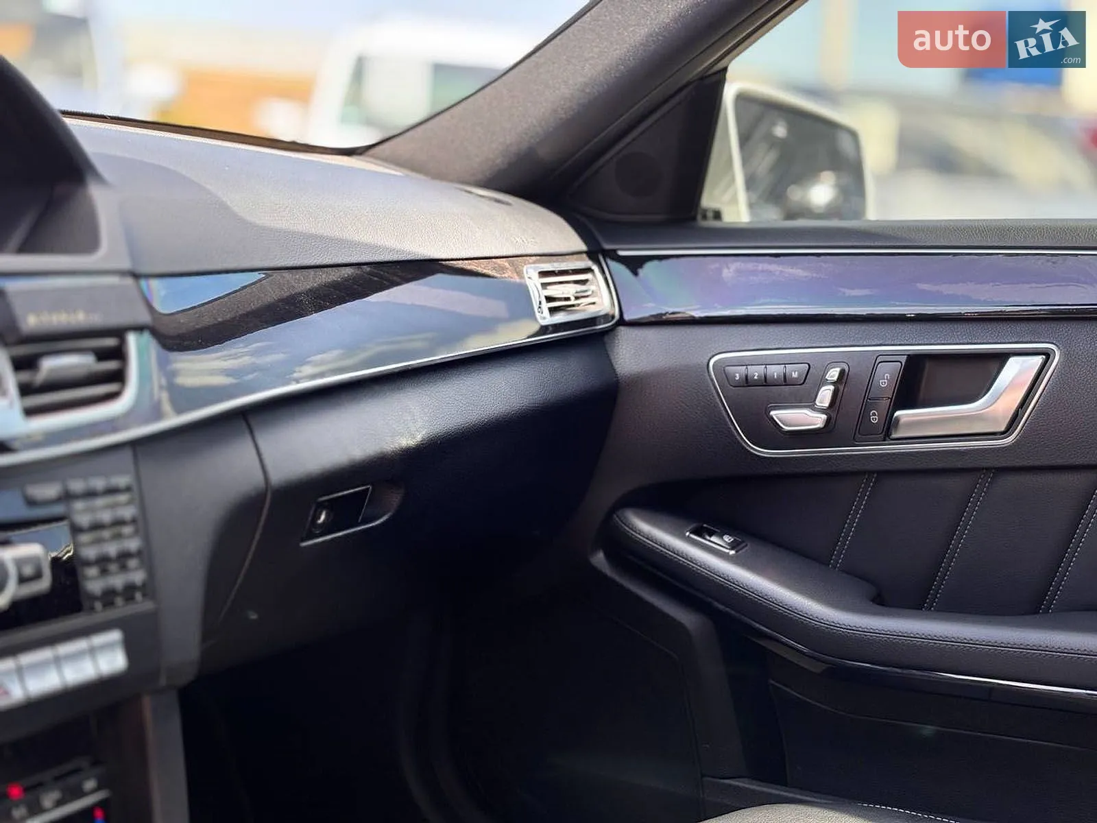 2013 Mercedes-Benz E-klasse - мініатюра 37