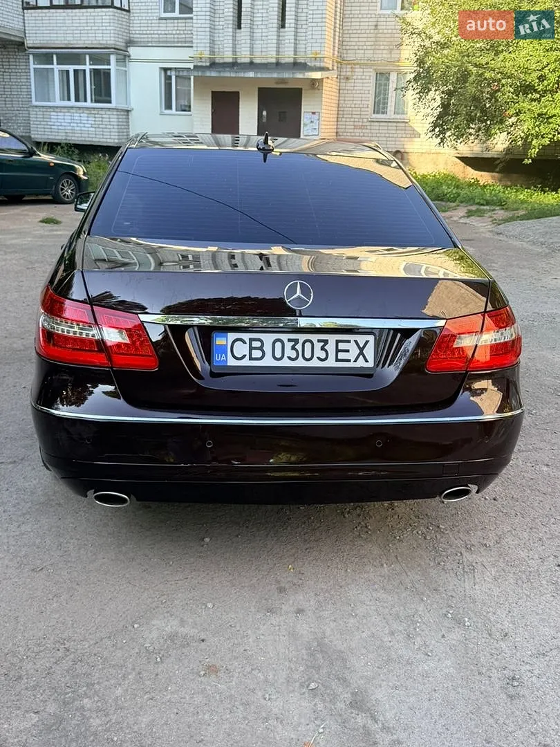 2010 Mercedes-Benz E-klasse - мініатюра 3