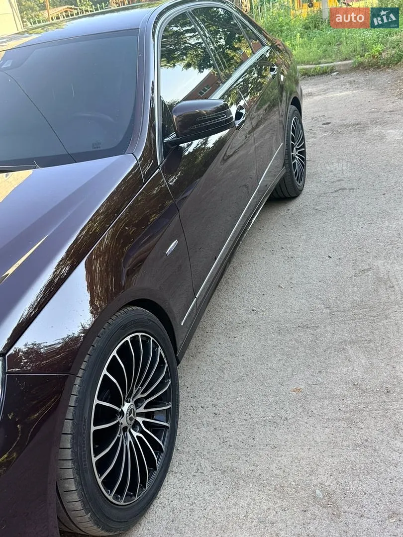 2010 Mercedes-Benz E-klasse - мініатюра 4