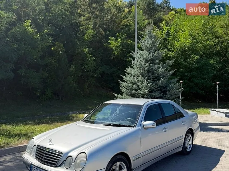 Mercedes-Benz E-Class 2000