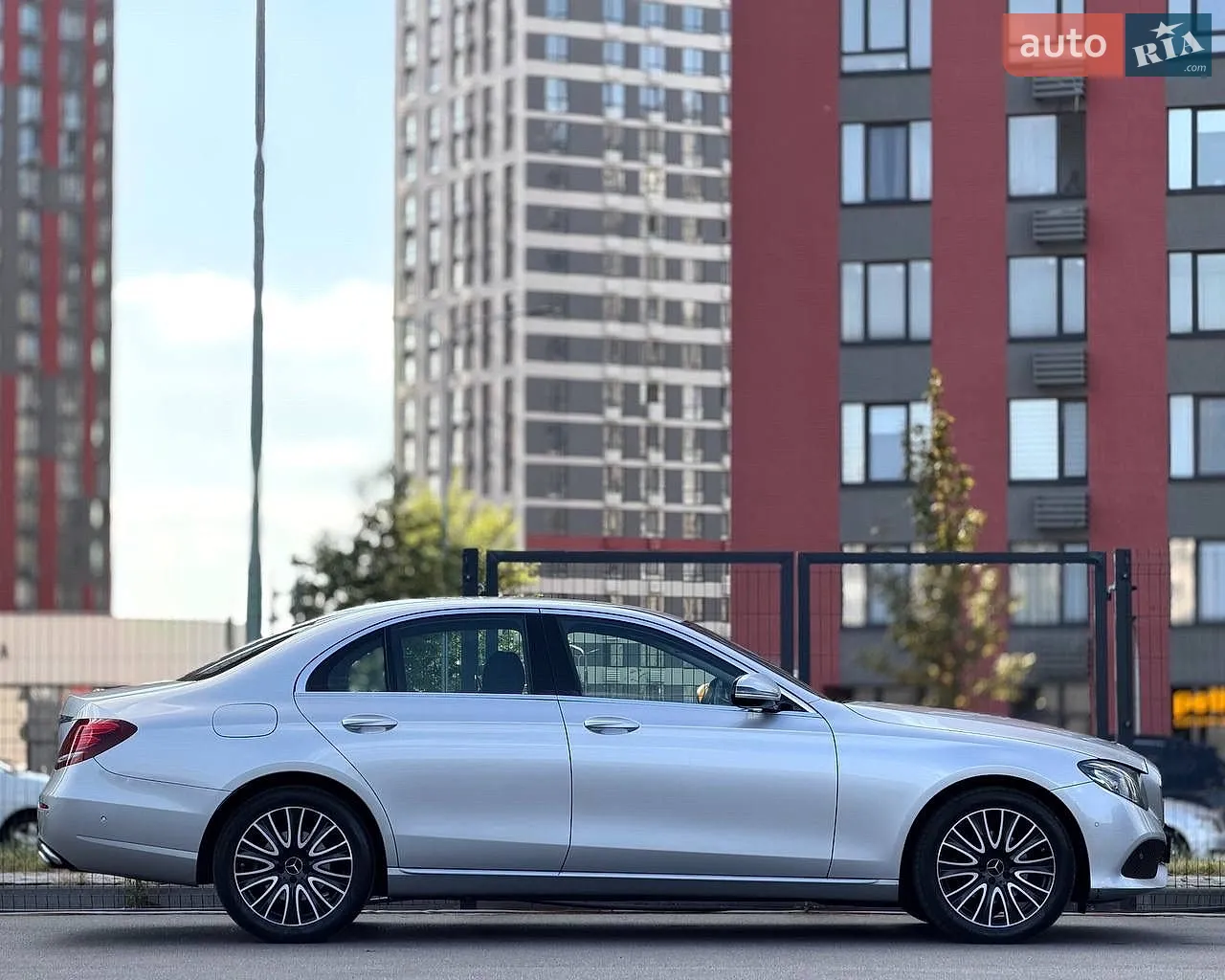 2016 Mercedes-Benz E-klasse - мініатюра 8