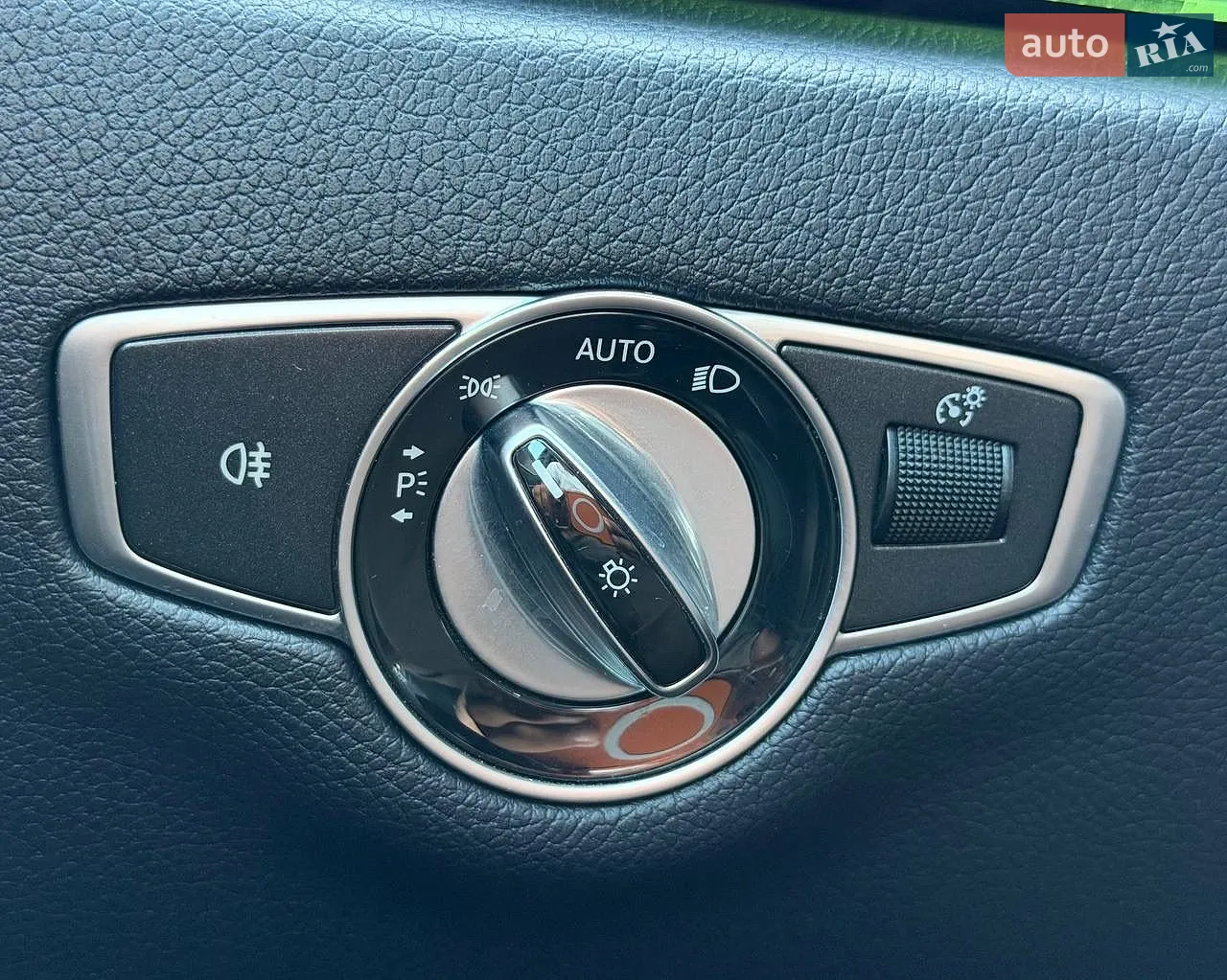 2016 Mercedes-Benz E-klasse - мініатюра 30