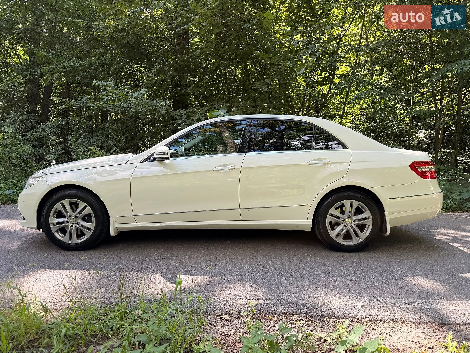 2010 Mercedes-Benz E-klasse - мініатюра 13