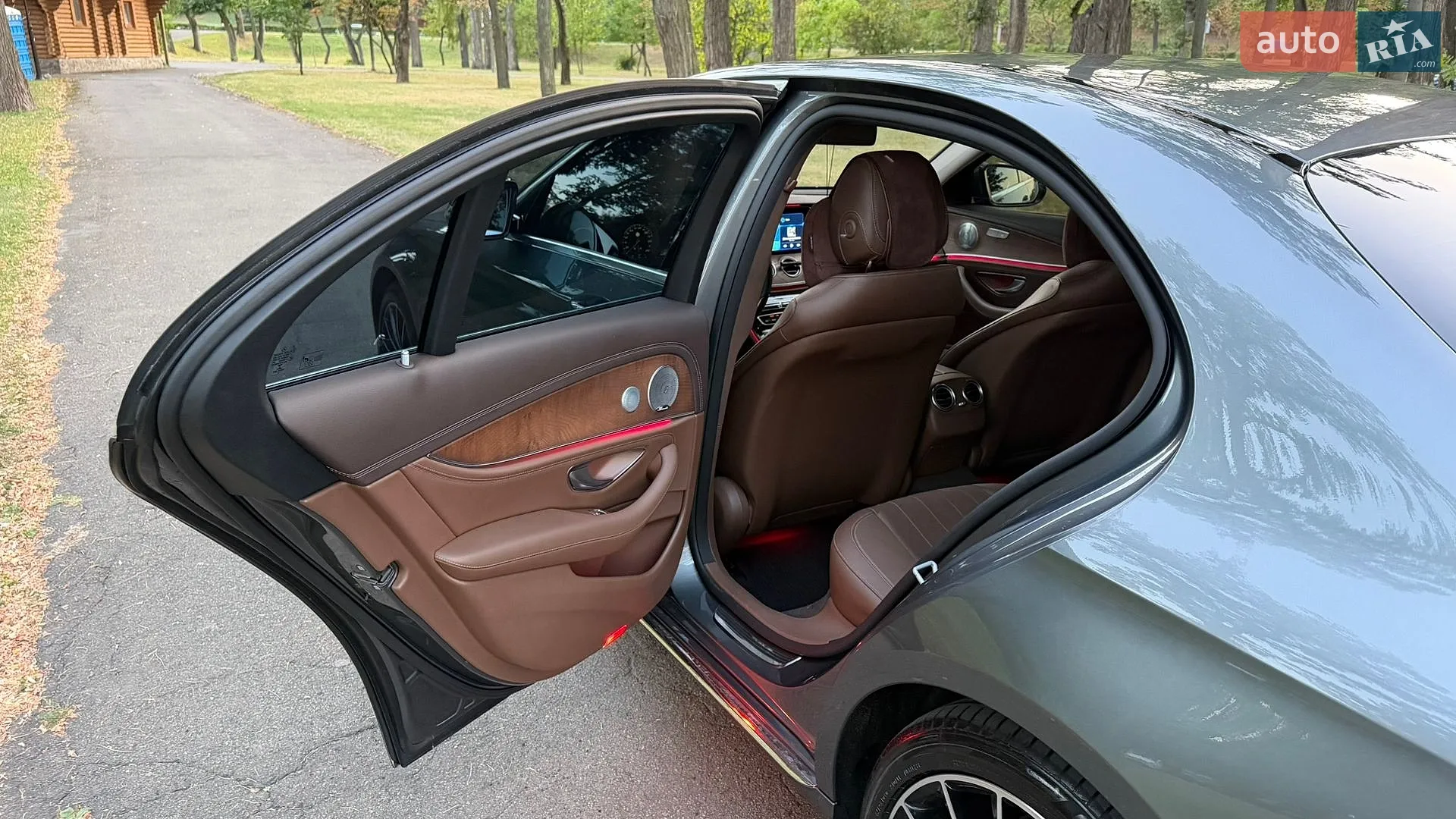 2016 Mercedes-Benz E-klasse - мініатюра 29