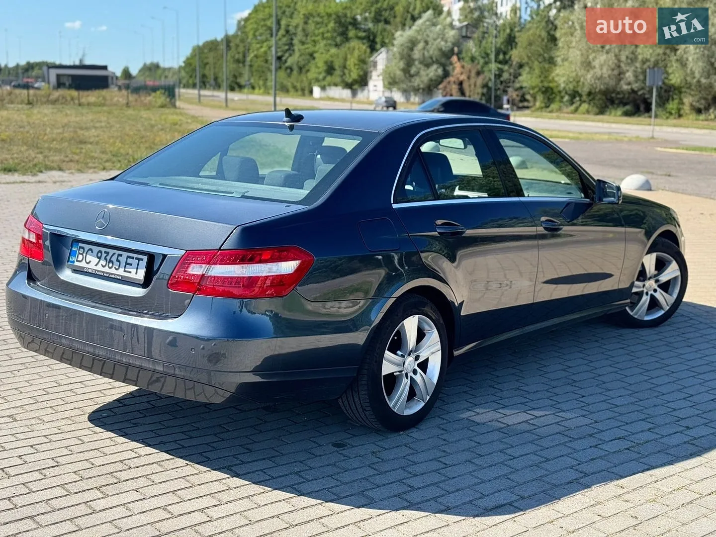 2012 Mercedes-Benz E-klasse - мініатюра 11
