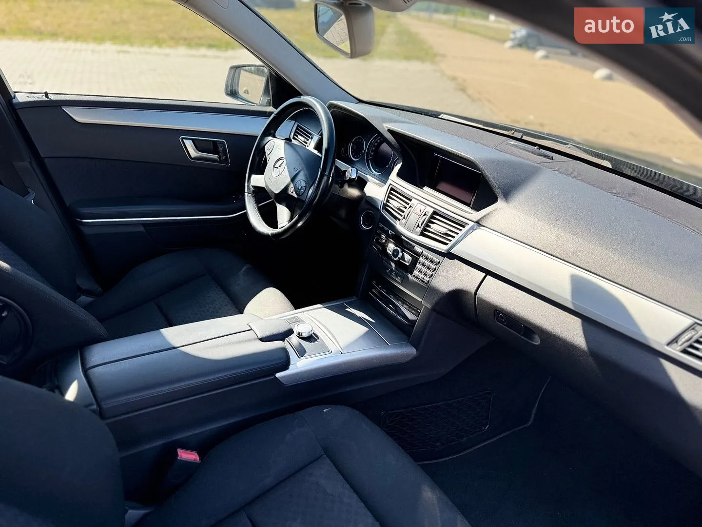 2012 Mercedes-Benz E-klasse - мініатюра 35