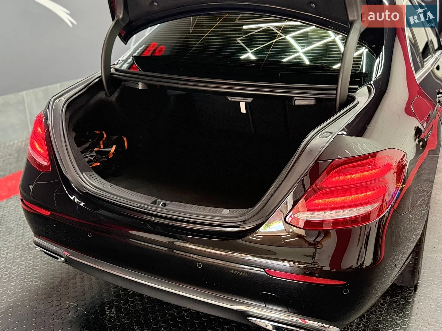 2017 Mercedes-Benz E-klasse - мініатюра 40