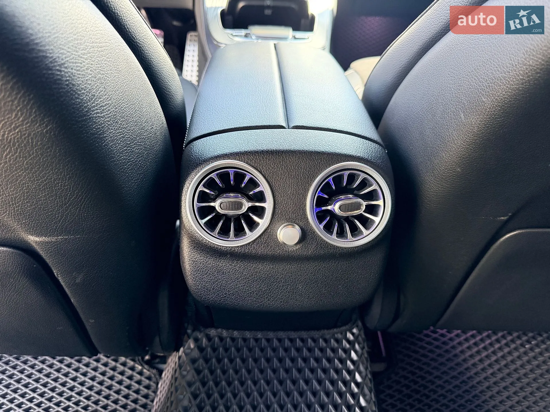 2020 Mercedes-Benz E-klasse - мініатюра 24