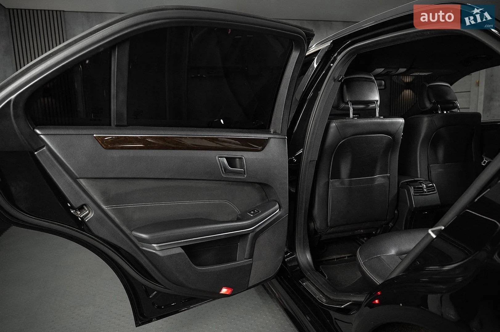 2014 Mercedes-Benz E-klasse - мініатюра 28