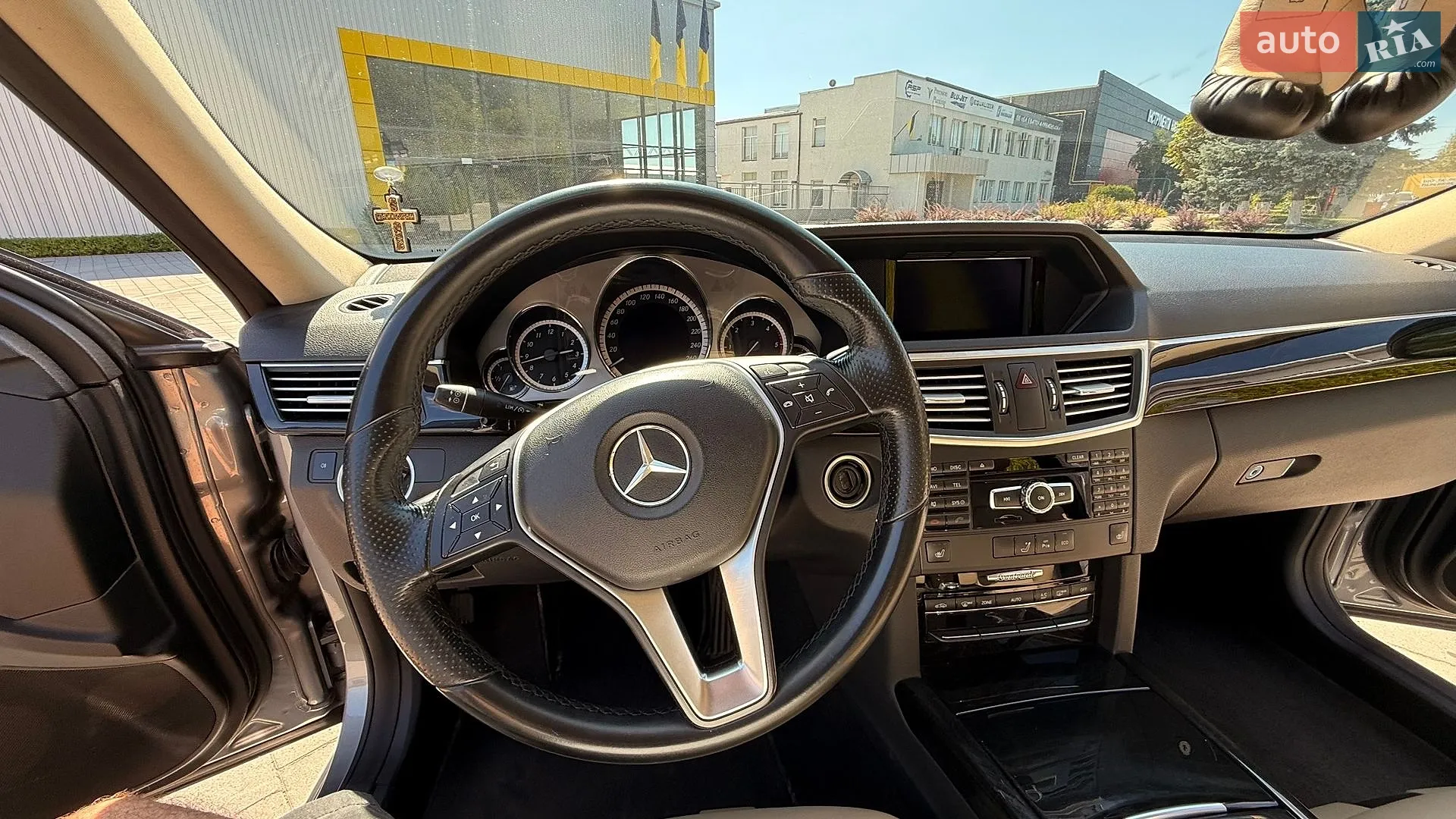 2012 Mercedes-Benz E-klasse - мініатюра 26