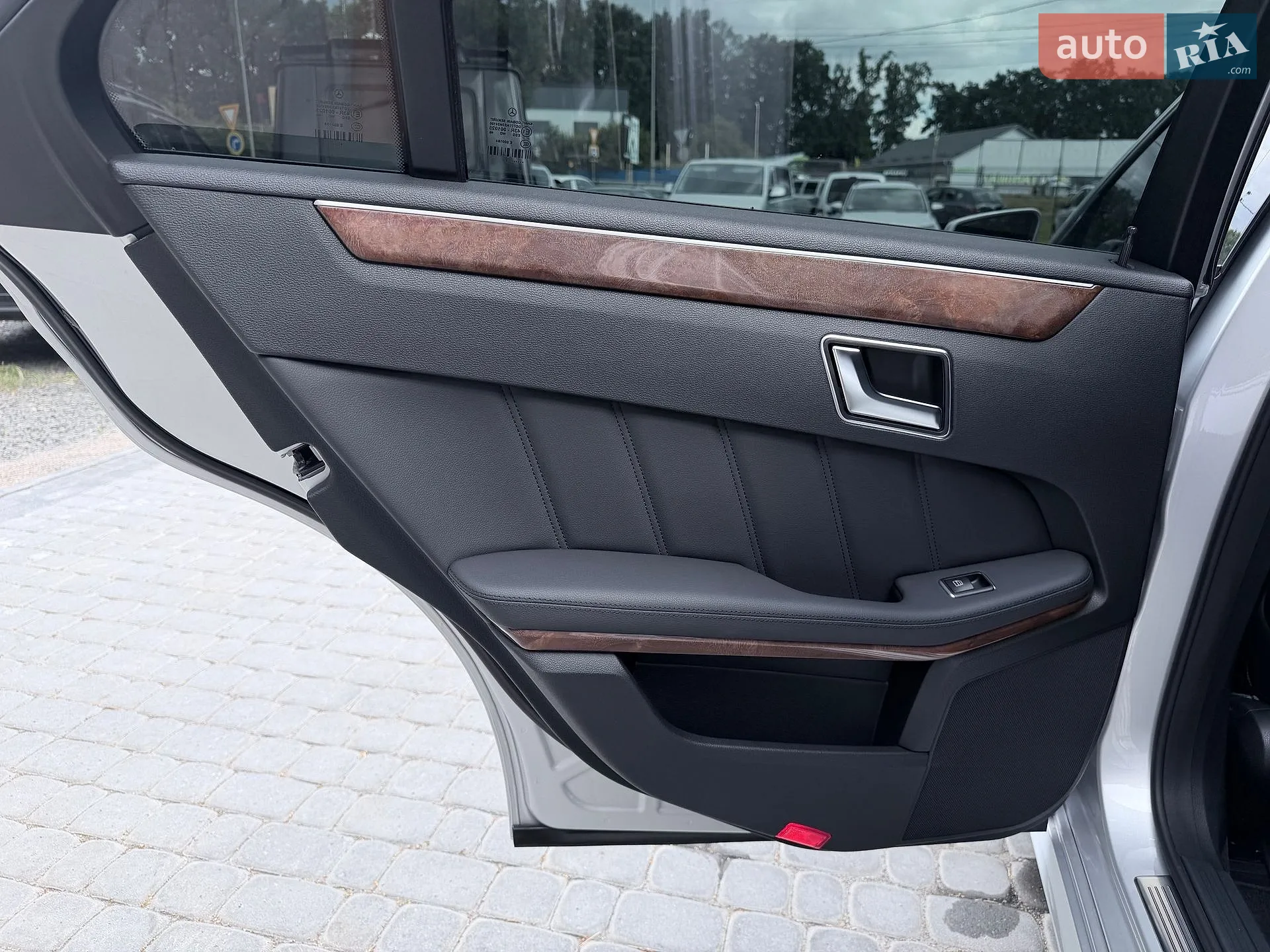 2012 Mercedes-Benz E-klasse - мініатюра 32