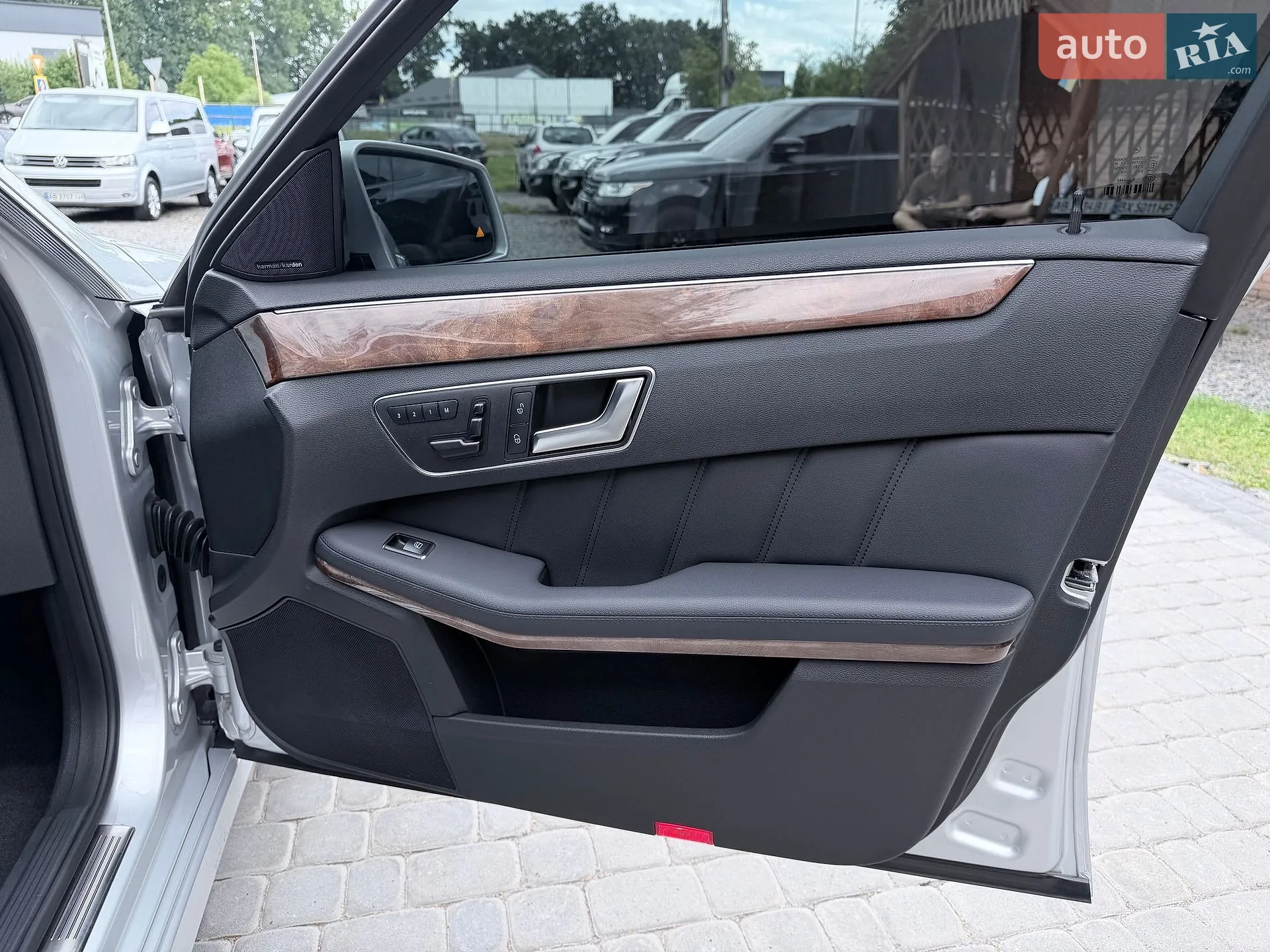 2012 Mercedes-Benz E-klasse - мініатюра 35