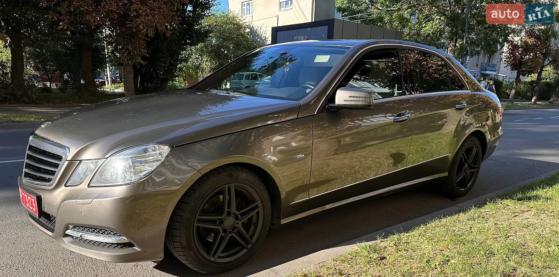 2011 Mercedes-Benz E-klasse - мініатюра 4