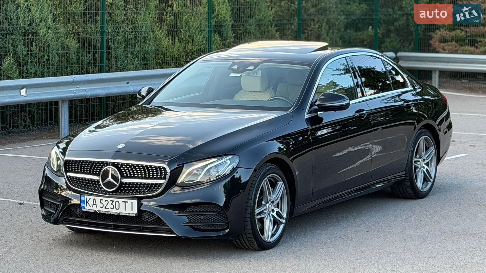 2016 Mercedes-Benz E-klasse - мініатюра 24