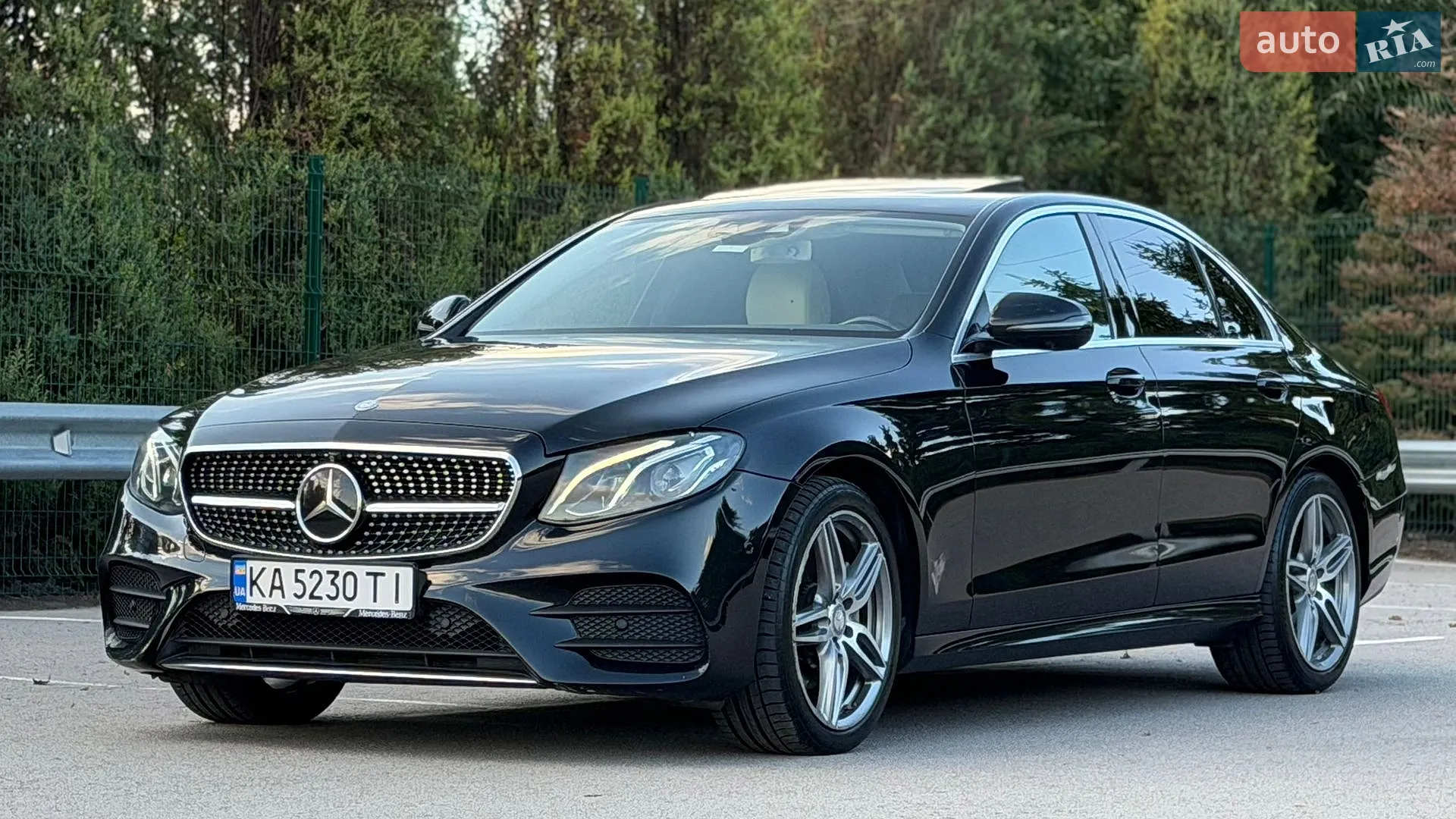 2016 Mercedes-Benz E-klasse - мініатюра 31