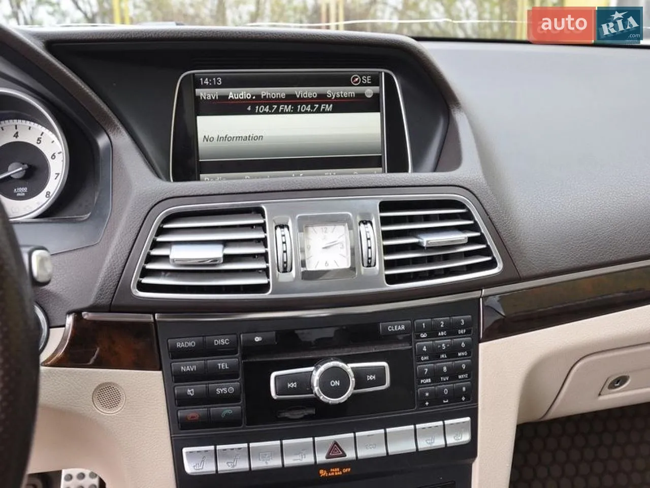 2013 Mercedes-Benz E-klasse - мініатюра 18