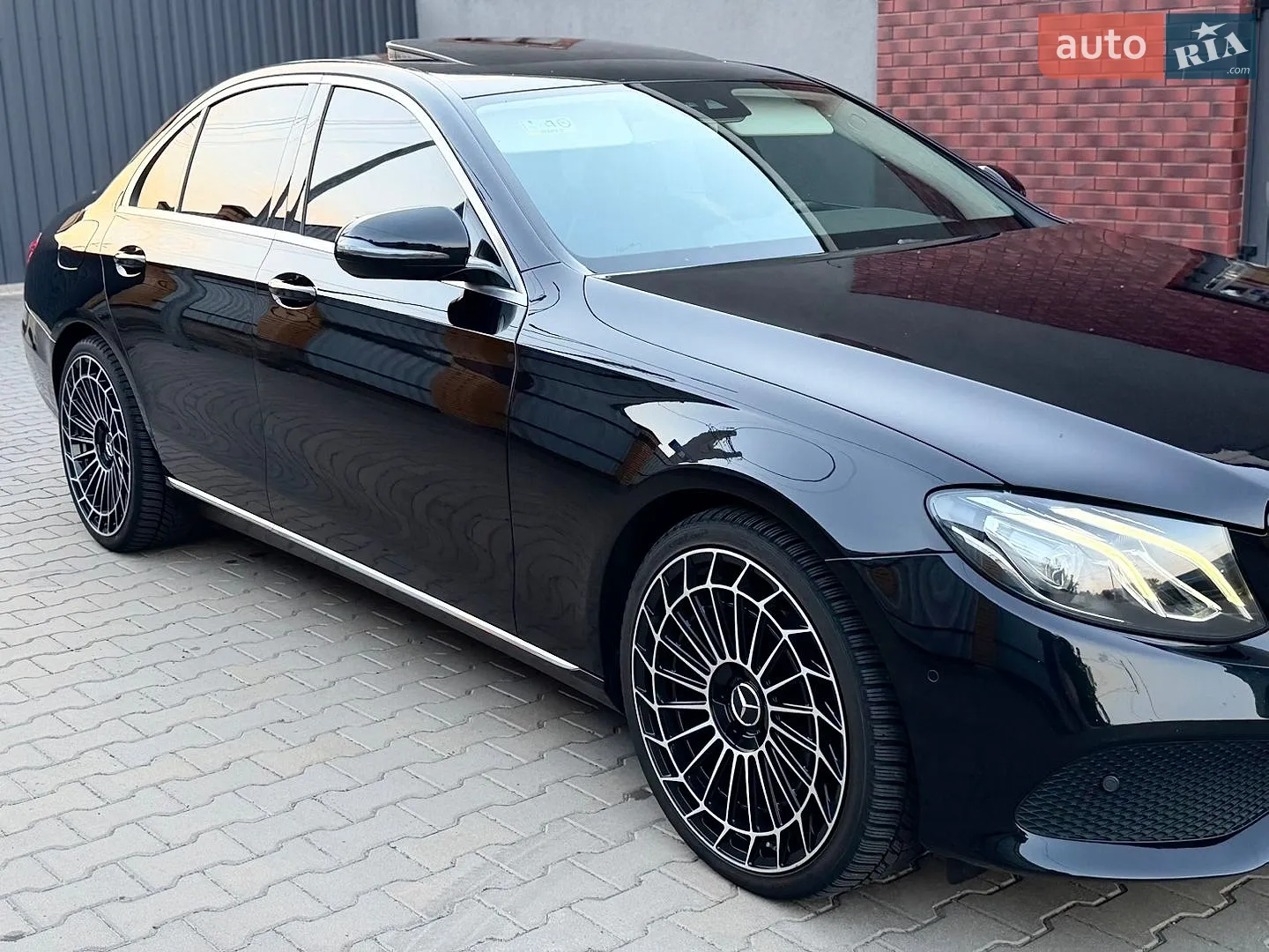 2016 Mercedes-Benz E-klasse - мініатюра 18
