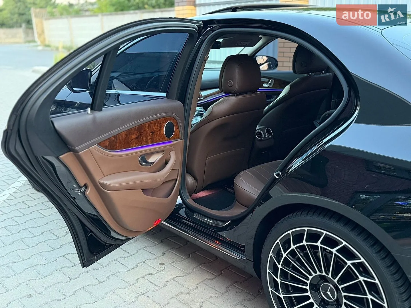 2016 Mercedes-Benz E-klasse - мініатюра 31