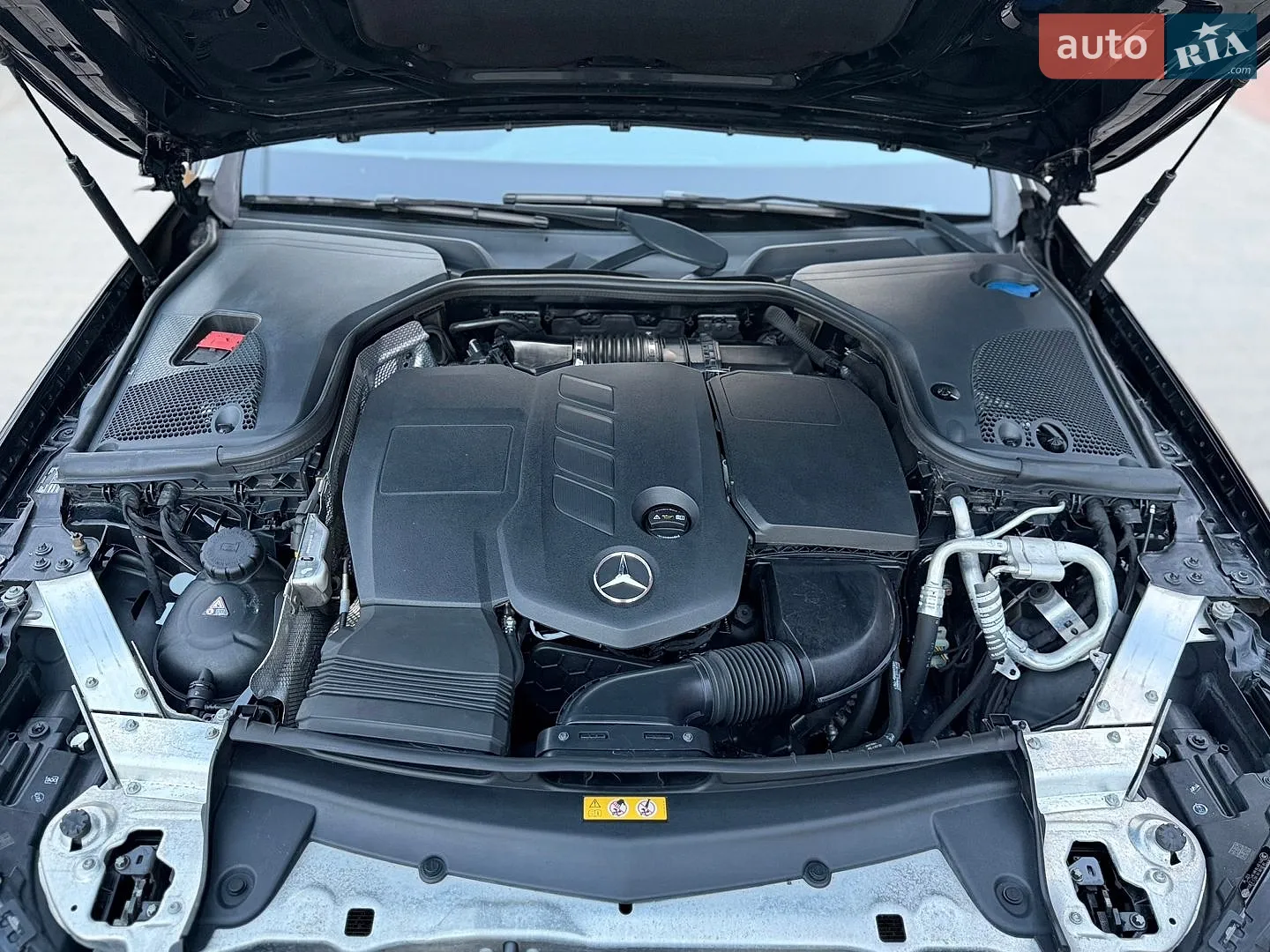 2016 Mercedes-Benz E-klasse - мініатюра 53