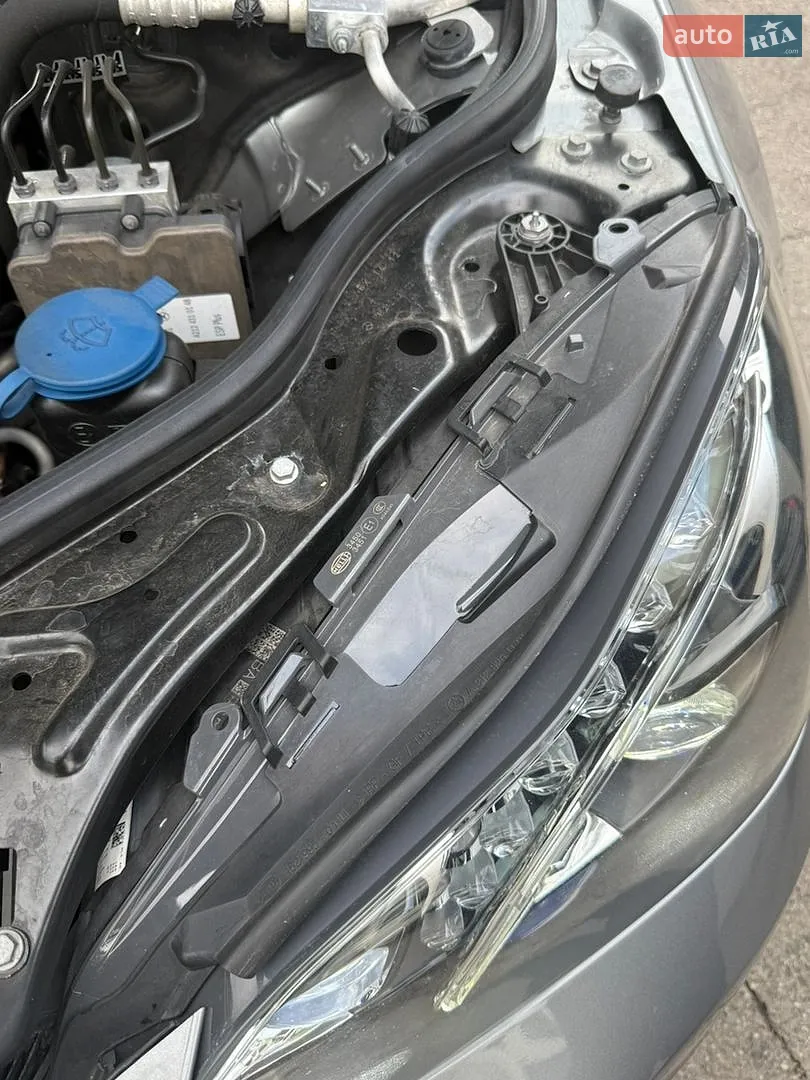 2014 Mercedes-Benz E-klasse - мініатюра 29