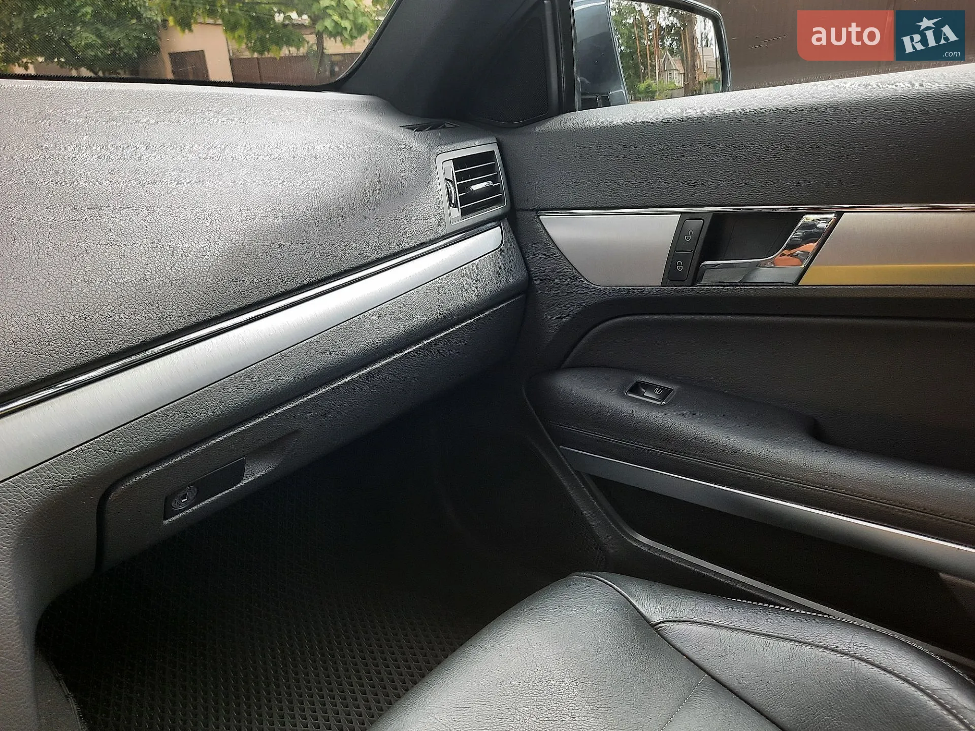 2012 Mercedes-Benz E-klasse - мініатюра 22