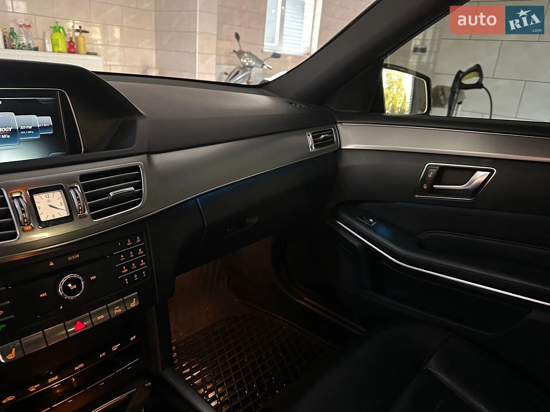 2015 Mercedes-Benz E-klasse - мініатюра 12