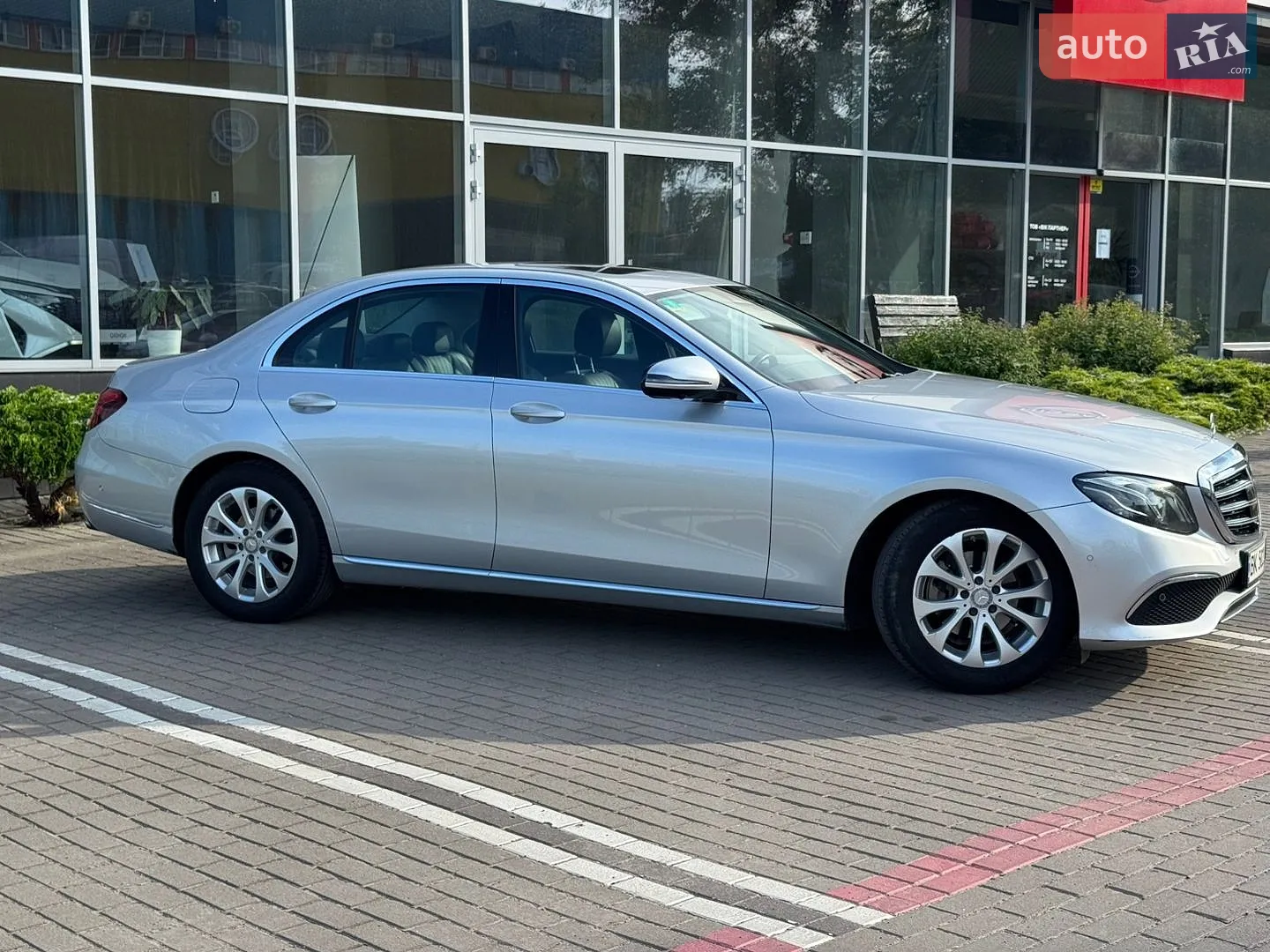 2016 Mercedes-Benz E-klasse - мініатюра 3