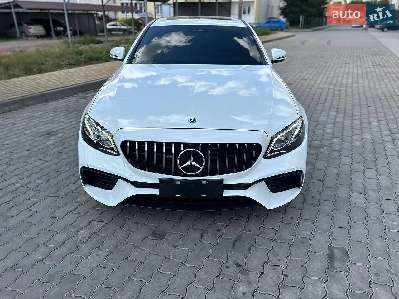 2018 Mercedes-Benz E-klasse - фото 1
