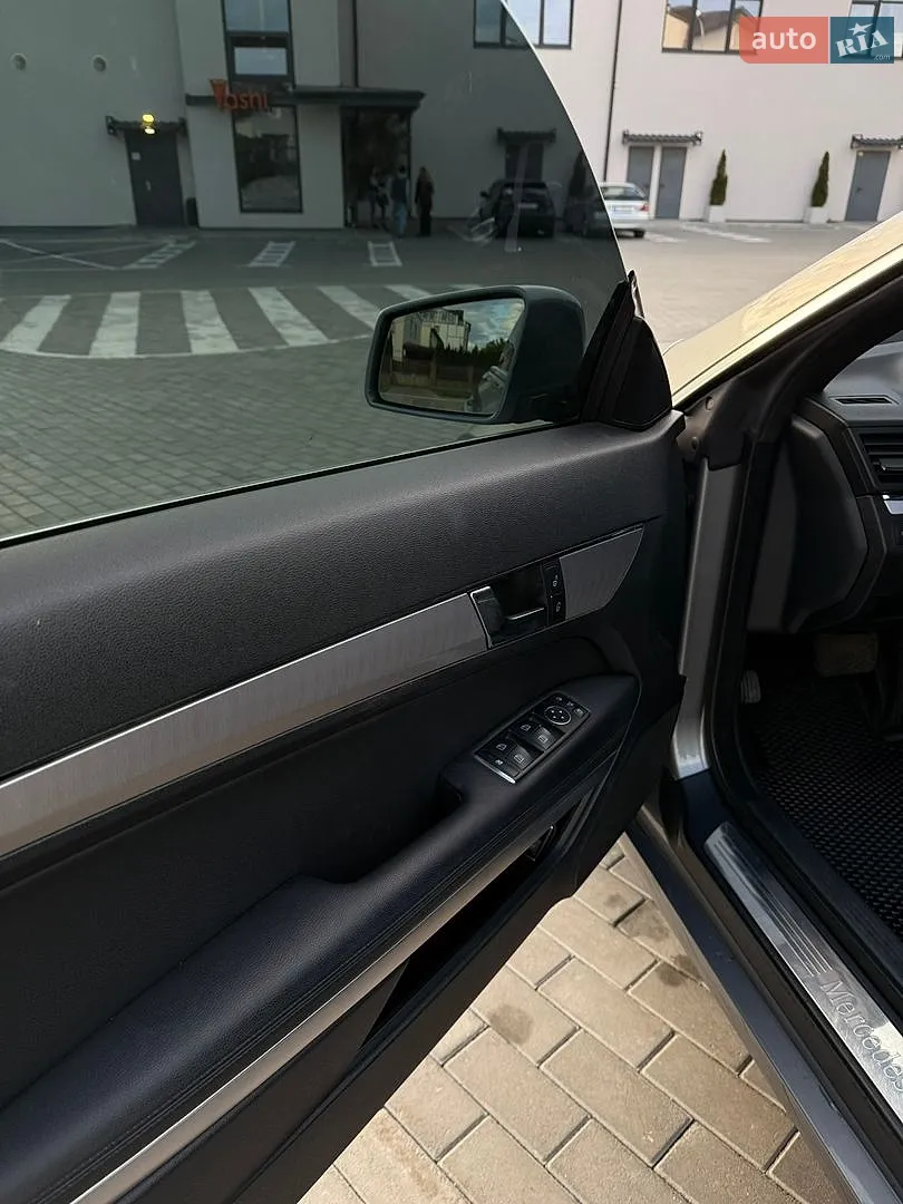 2010 Mercedes-Benz E-klasse - мініатюра 27