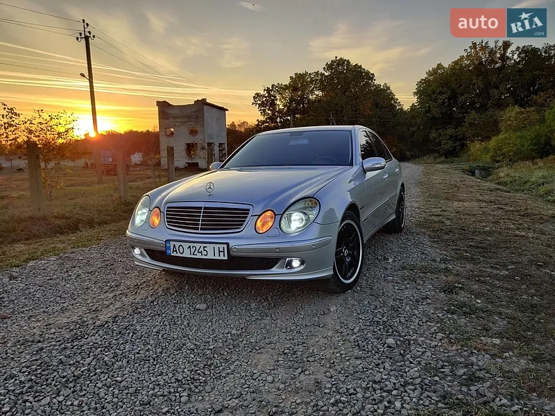 Mercedes-Benz E-Class 2004