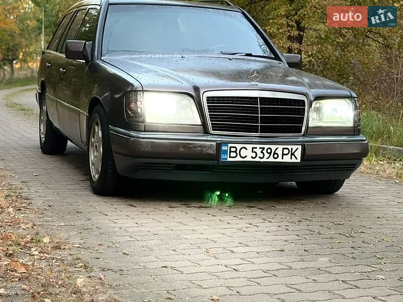 Mercedes-Benz E-Class 1994