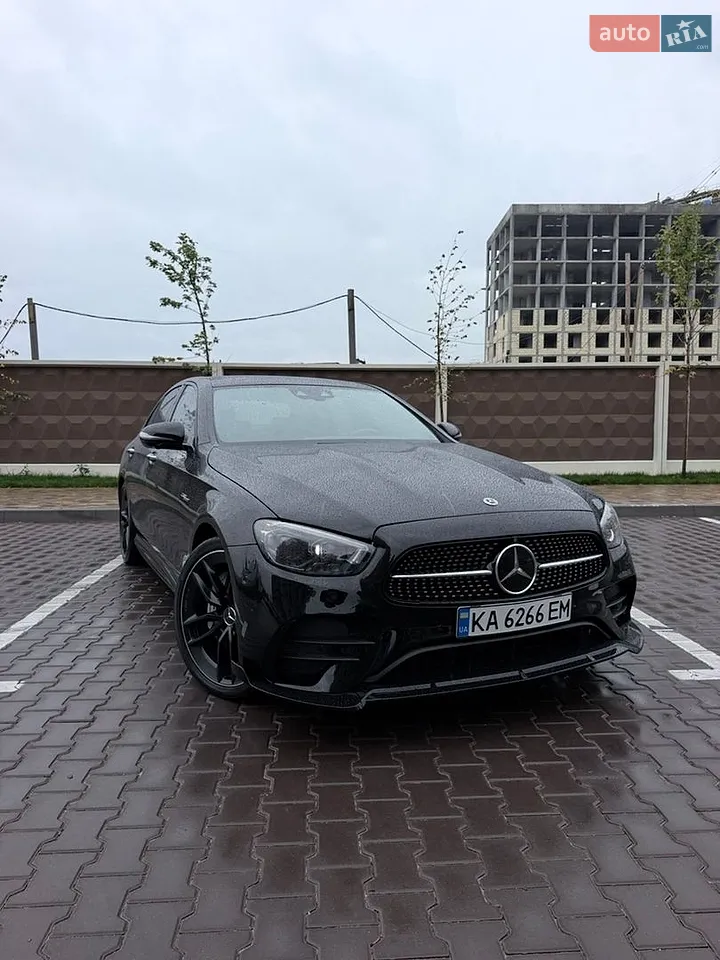 Mercedes-Benz E-Class 2021
