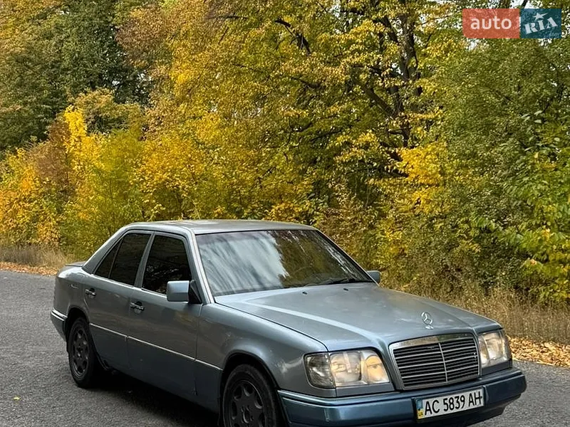 Mercedes-Benz E-Class 1994