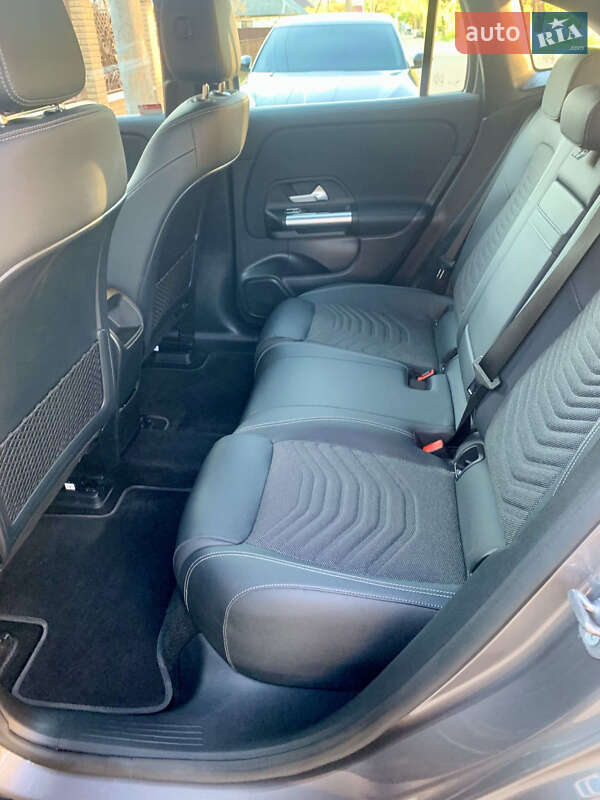 Позашляховик / Кросовер Mercedes-Benz EQA 2024 в Сваляві