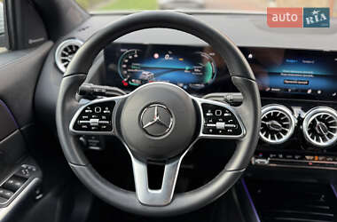 Хетчбек Mercedes-Benz EQA 2022 в 