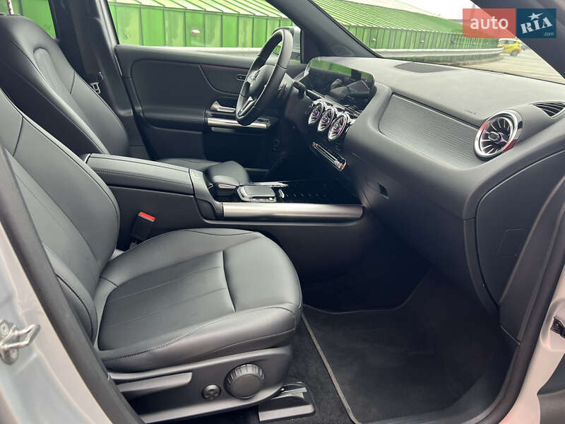 Хэтчбек Mercedes-Benz EQA 2023 в Киеве