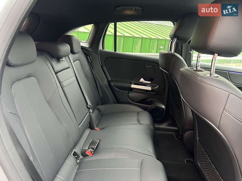 Хэтчбек Mercedes-Benz EQA 2023 в Киеве