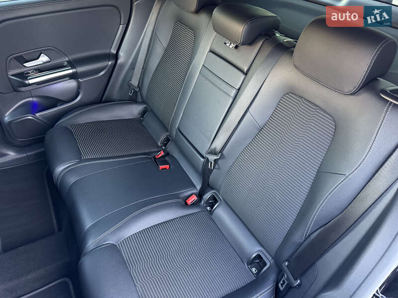 Хетчбек Mercedes-Benz EQA 2021 в Мукачевому