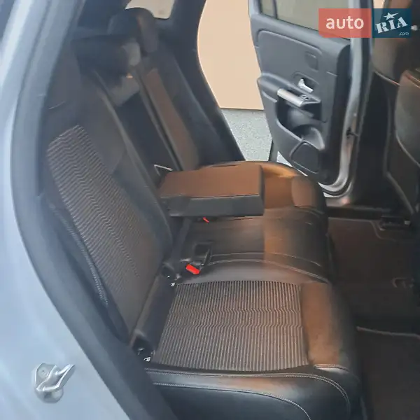 Mercedes-Benz EQA 2021 VIN W1N2437011J028812 фото оголошення 25 з 50