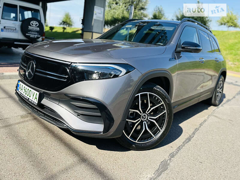 Позашляховик / Кросовер Mercedes-Benz EQB 2022 в Києві