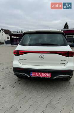Позашляховик / Кросовер Mercedes-Benz EQB 2022 в 