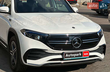 Позашляховик / Кросовер Mercedes-Benz EQB 2021 в 