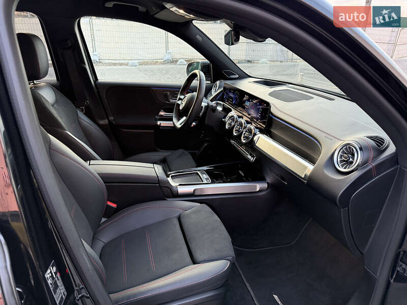Внедорожник / Кроссовер Mercedes-Benz EQB 2024 в Киеве