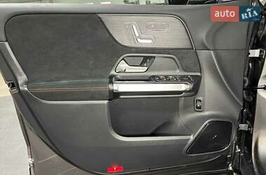 Позашляховик / Кросовер Mercedes-Benz EQB 2024 в 