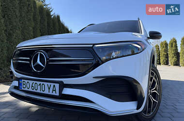 Позашляховик / Кросовер Mercedes-Benz EQB 2022 в 