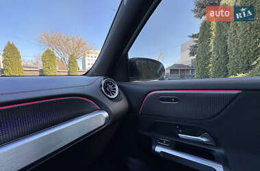 Позашляховик / Кросовер Mercedes-Benz EQB 2022 в 