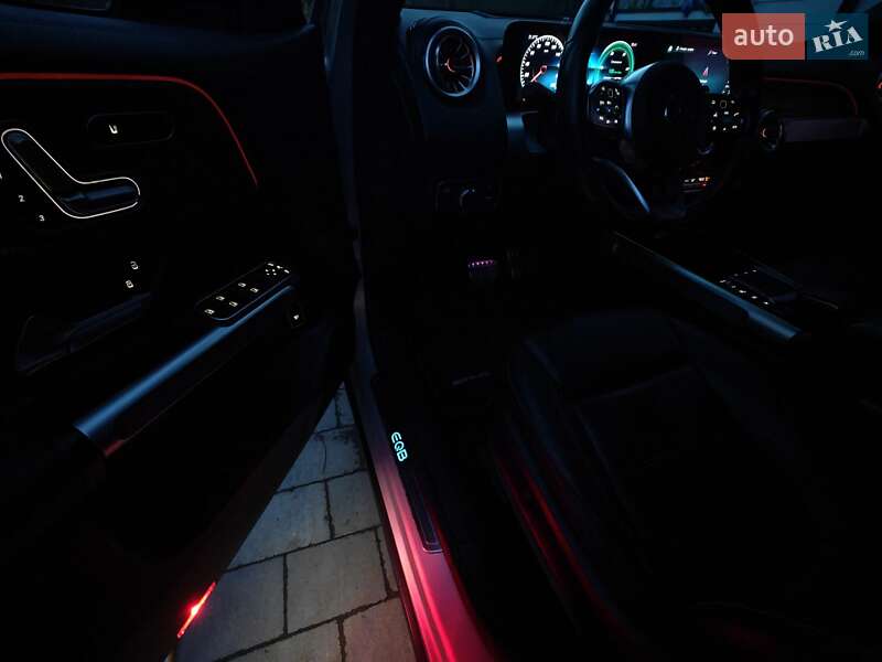 Внедорожник / Кроссовер Mercedes-Benz EQB 2022 в Львове