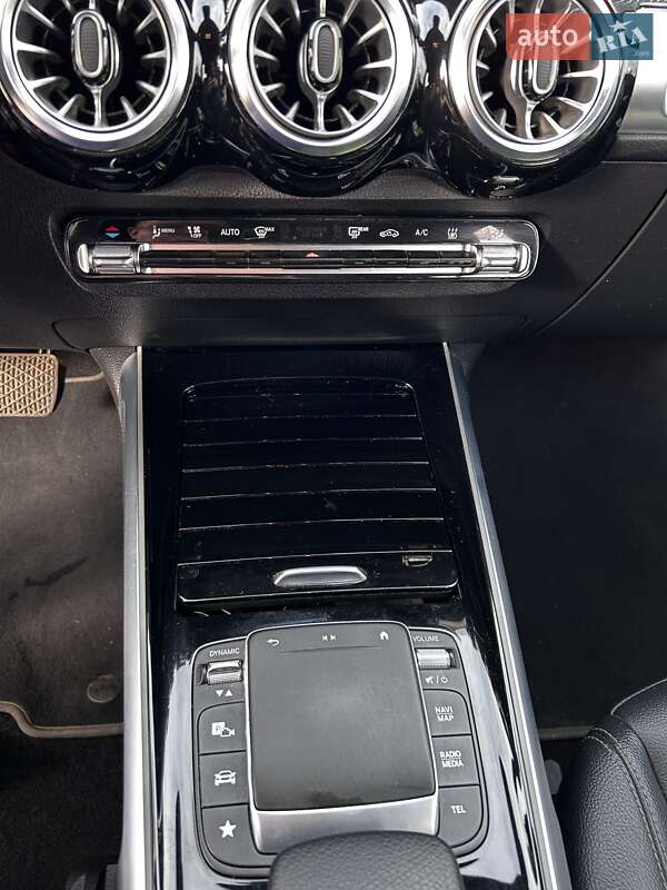 Внедорожник / Кроссовер Mercedes-Benz EQB 2023 в Львове