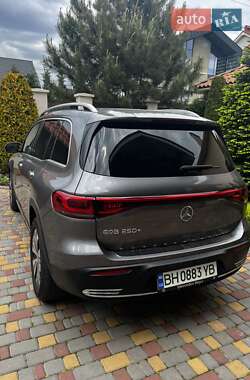 Внедорожник / Кроссовер Mercedes-Benz EQB 2023 в 