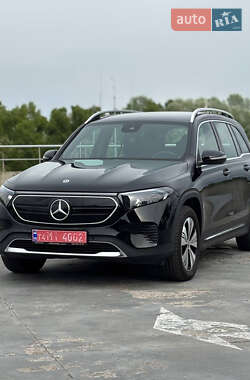 Позашляховик / Кросовер Mercedes-Benz EQB 2023 в 